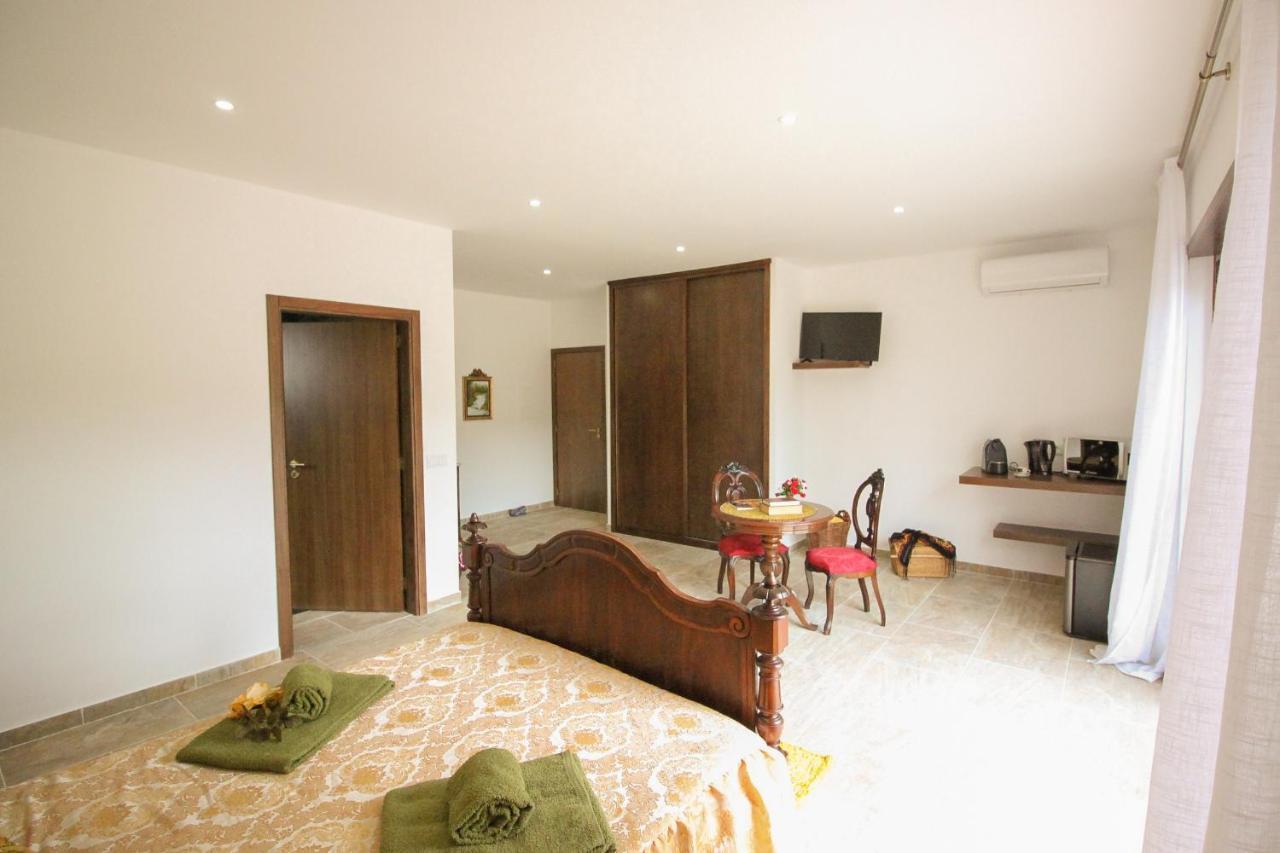 Quinta Dos Padrinhos - Suites In The Heart Of The Douro Lamego Bagian luar foto