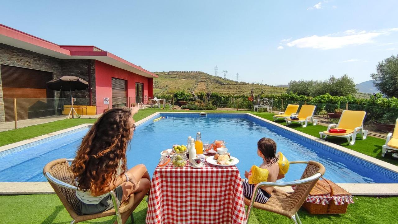 Quinta Dos Padrinhos - Suites In The Heart Of The Douro Lamego Bagian luar foto