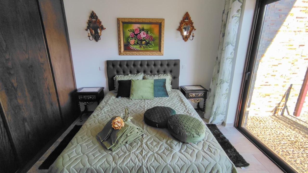 Quinta Dos Padrinhos - Suites In The Heart Of The Douro Lamego Bagian luar foto